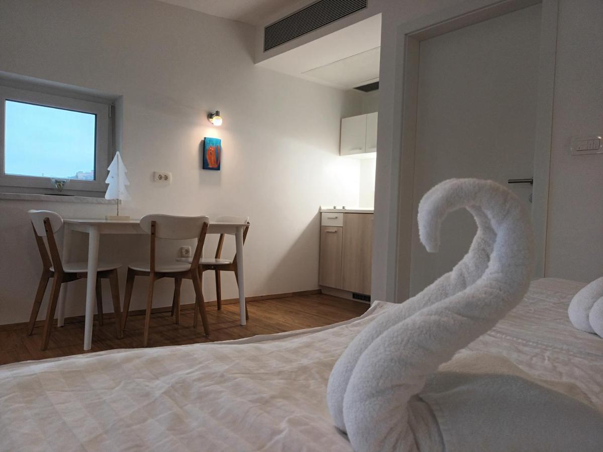 Accommodation Baron 류블랴나 외부 사진